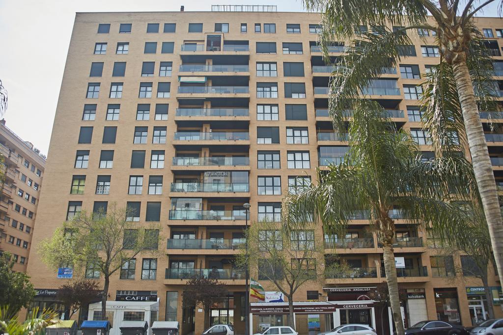 Apartup Concorde Valencia Exterior photo