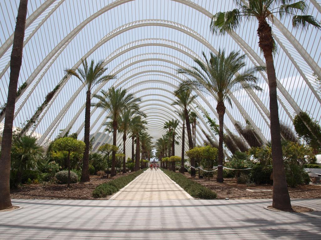 Apartup Concorde Valencia Exterior photo